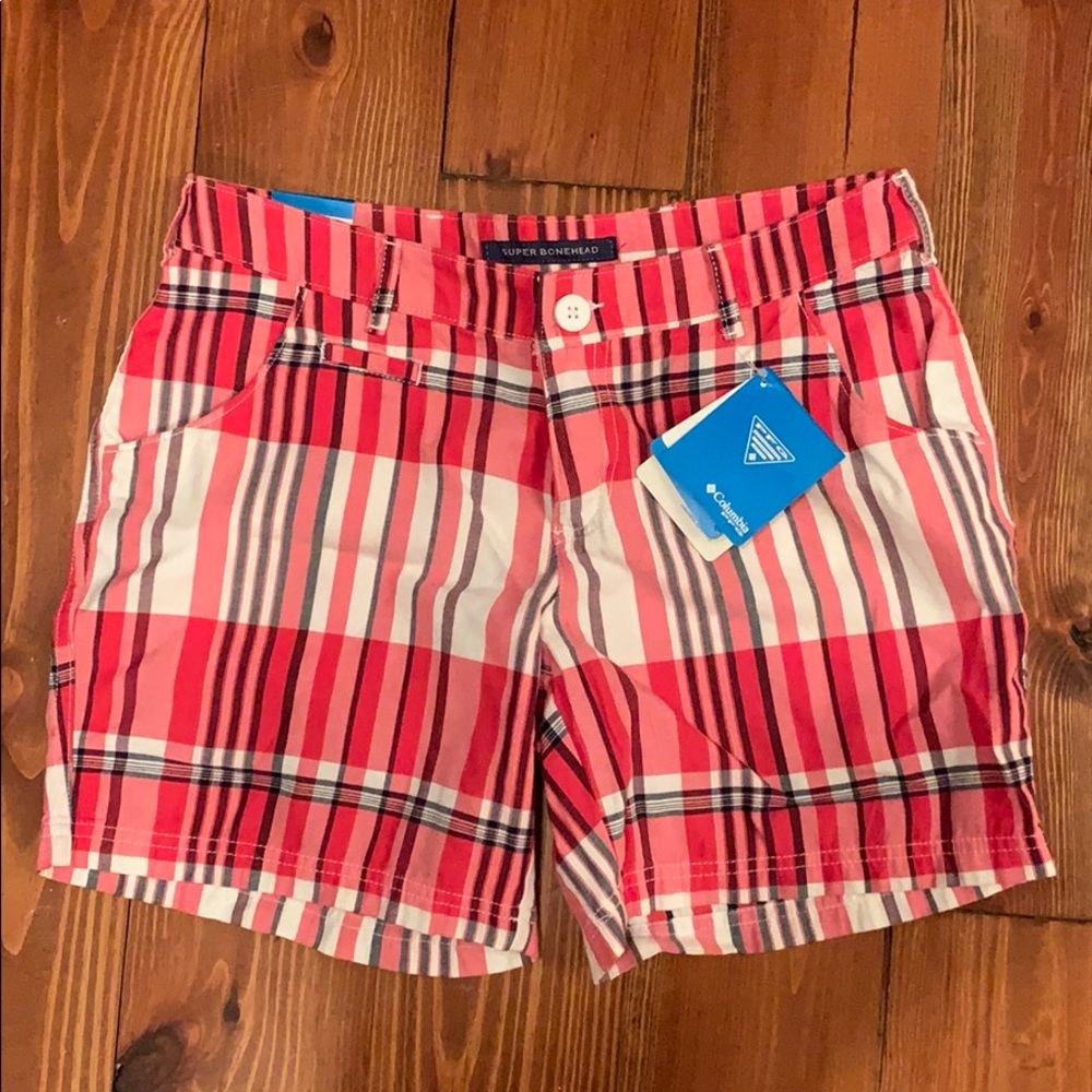 Ladies size 6 Columbia shorts